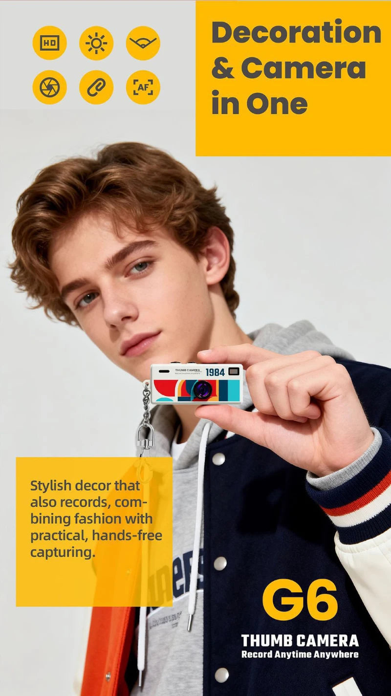 Mini Vintage Camera 1984 – Retro Keychain