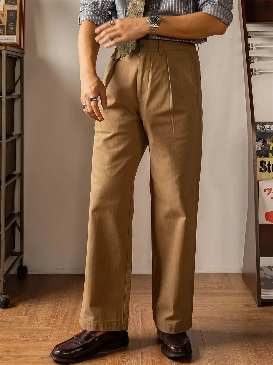Red Tornado trousers in Khaki, front view on the model, high waist and pleats
