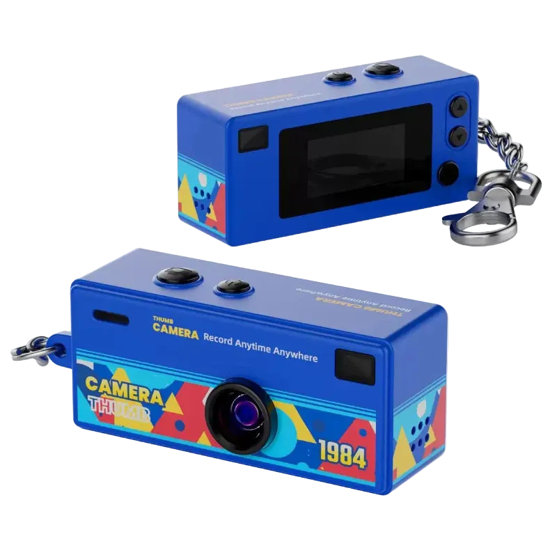Mini Vintage Camera 1984 – Retro Keychain