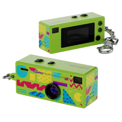 Mini Vintage Camera 1984 – Retro Keychain