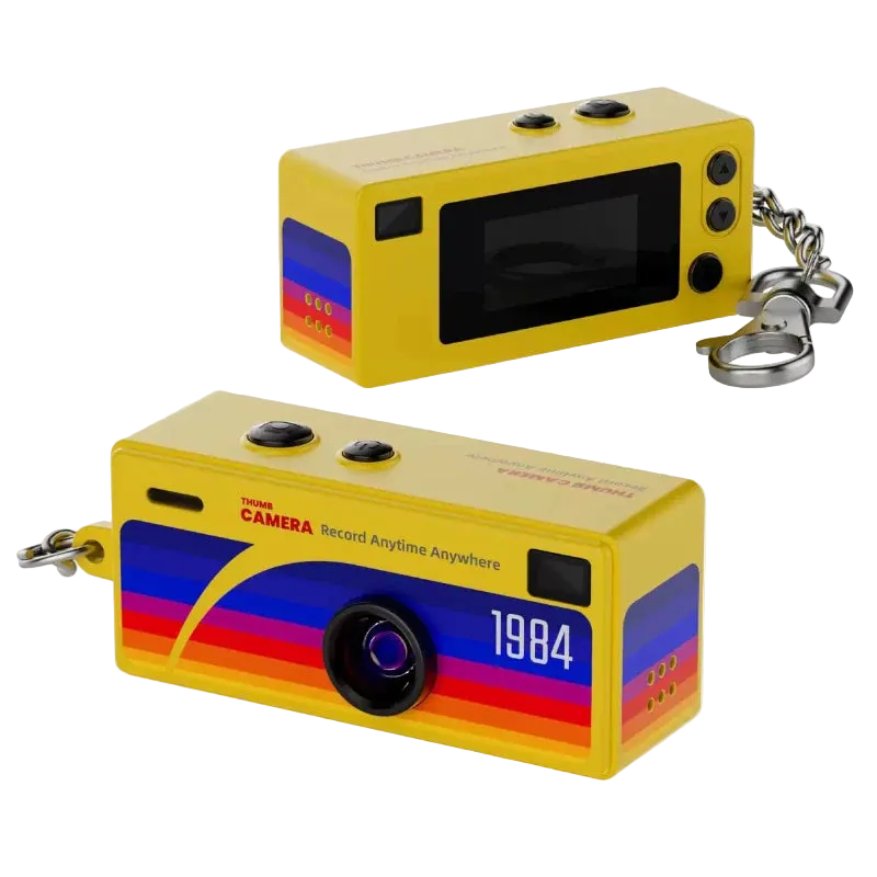 Mini Vintage Camera 1984 – Retro Keychain